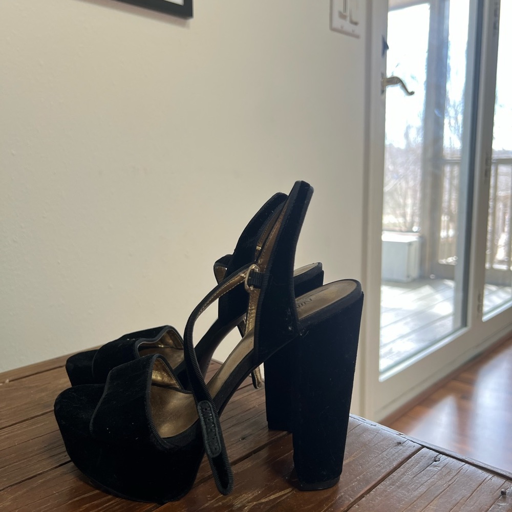 Chic Black High Platform Heels